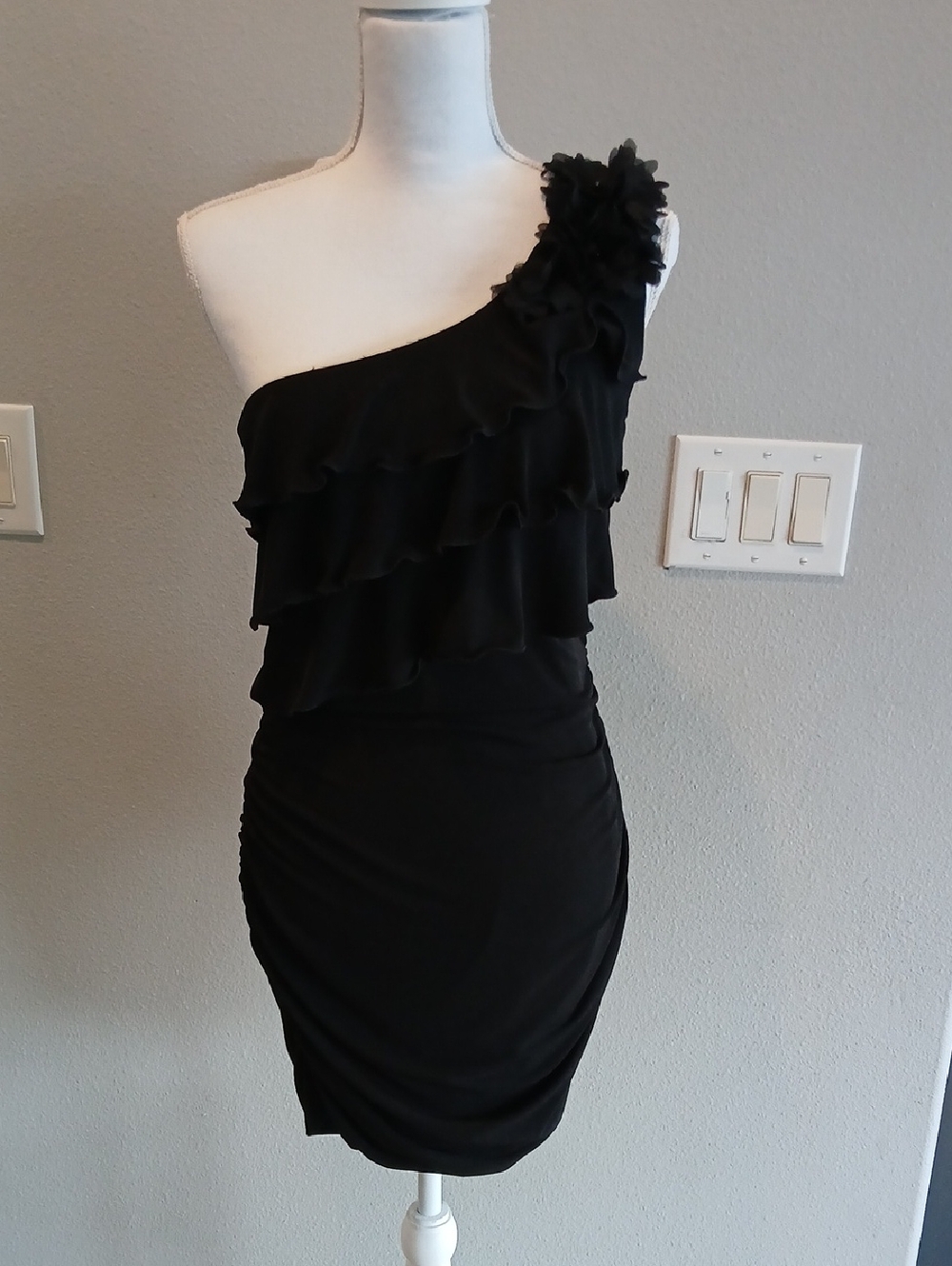 Byer California Black One Shoulder Ruffle Dress Mini Slim Juniors Large